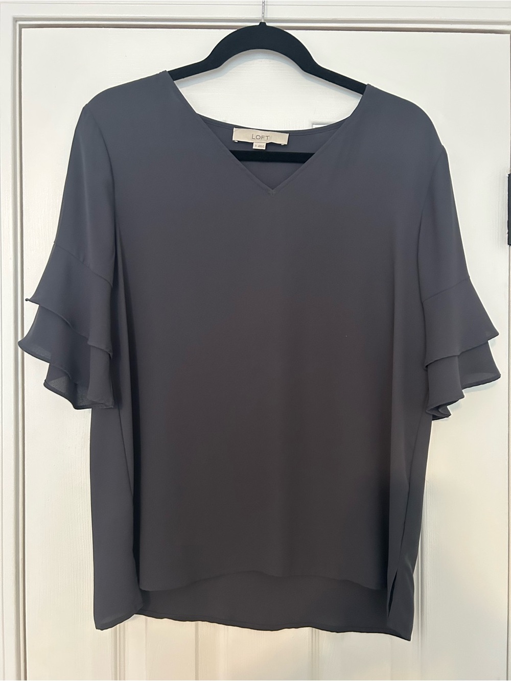 LOFT | Gray V-Neck Ruffle Sleeve Blouse